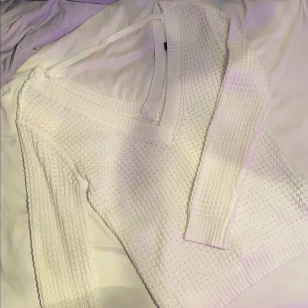 FOREVER 21 Knit V-Neck Sweater
